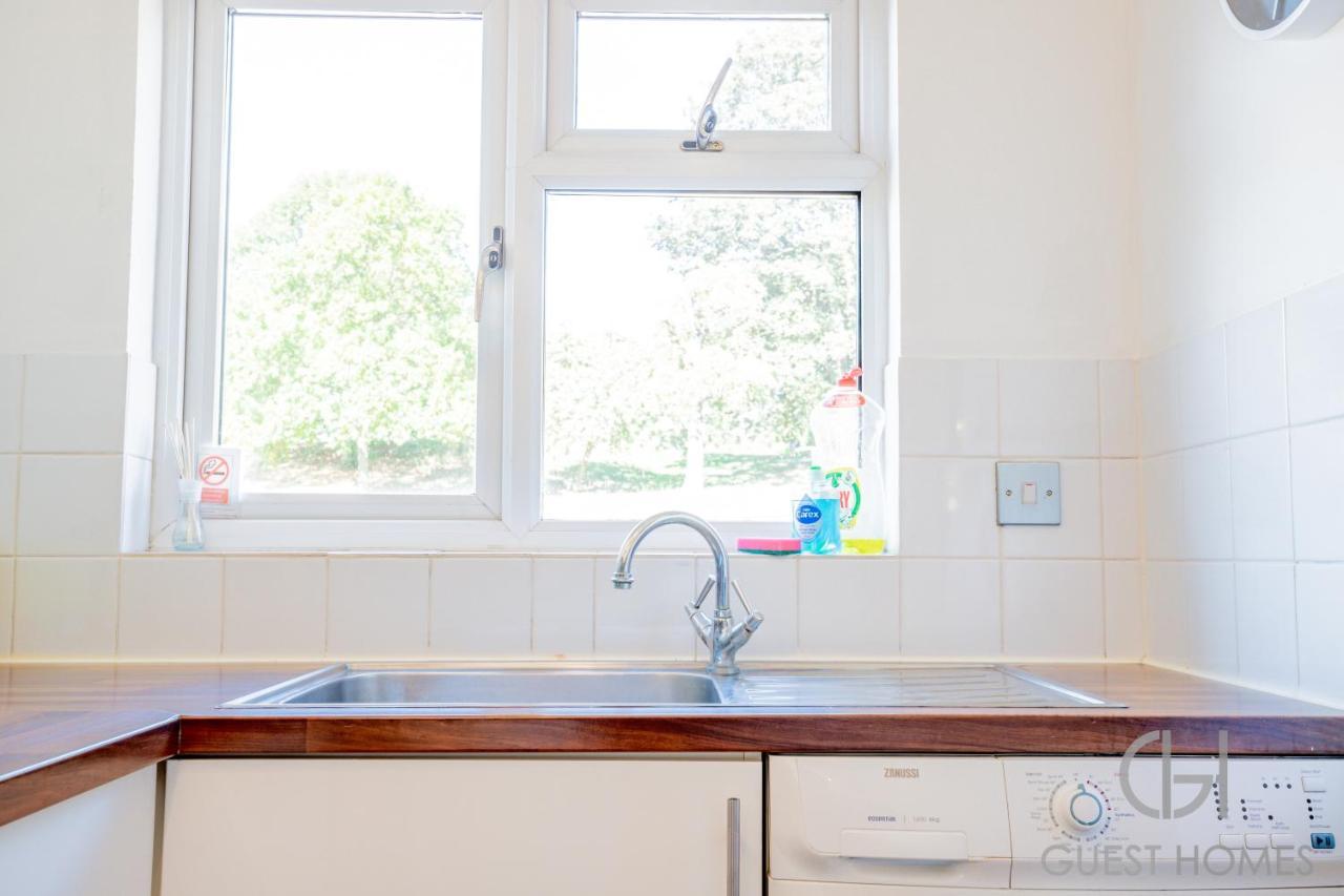 Royal Court, Beautiful Apartment Central Worcester Esterno foto