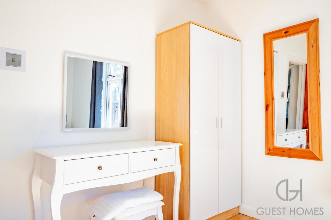Royal Court, Beautiful Apartment Central Worcester Esterno foto